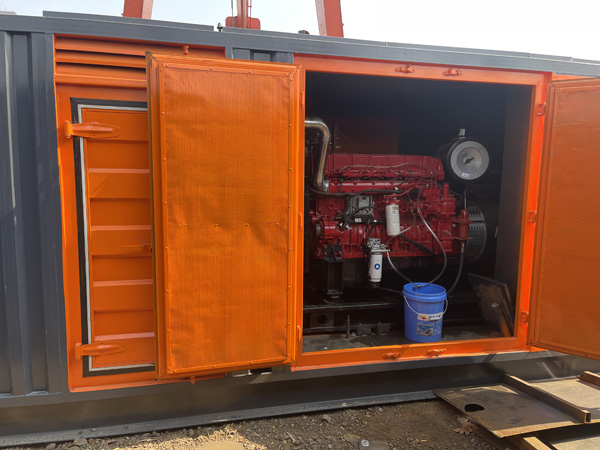 洛扎哪些因素会影响 200KW 柴油发电机的燃油消耗率？