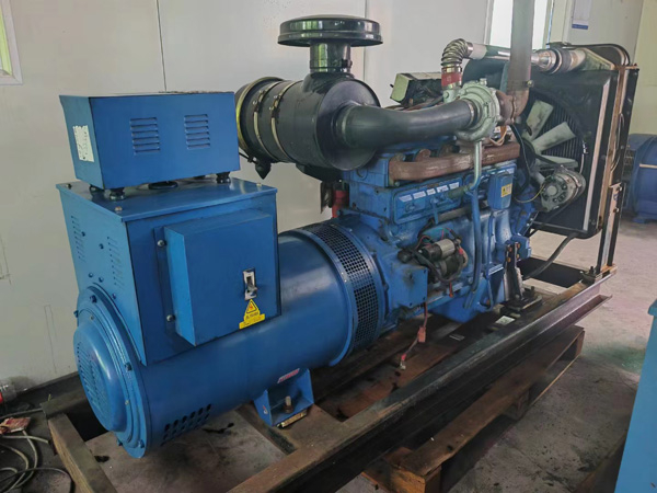 洛扎100kW柴油发电机组使用多级机油有哪些优缺点？